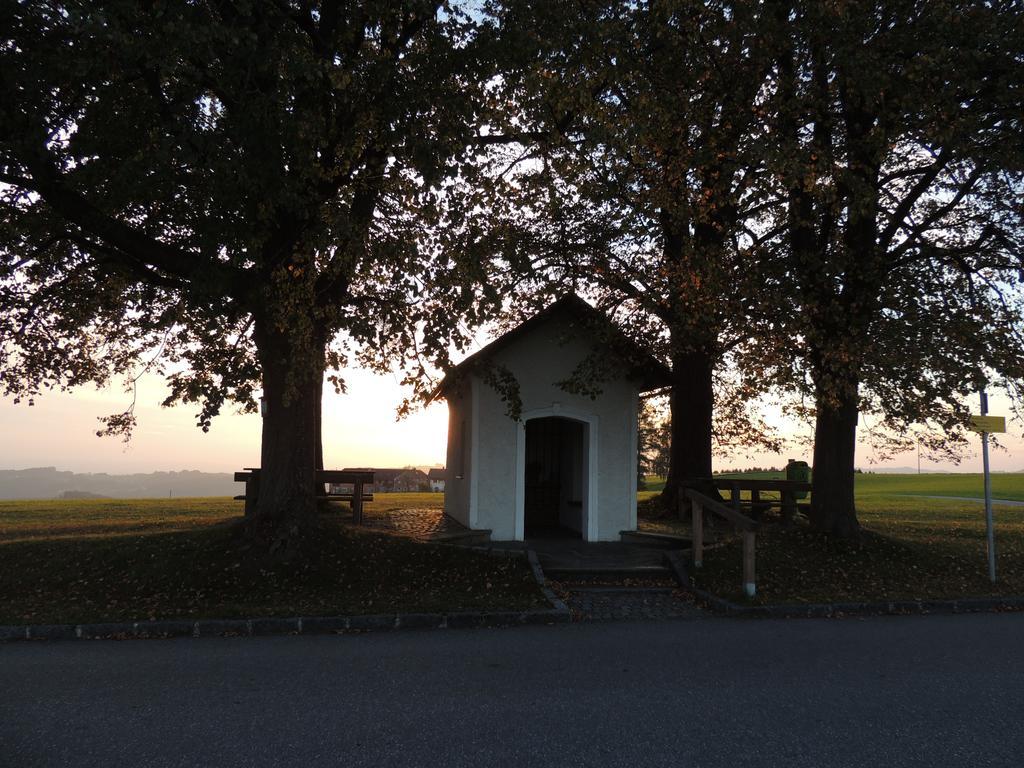 Kirchenwirt Inn Kreuzen  Esterno foto