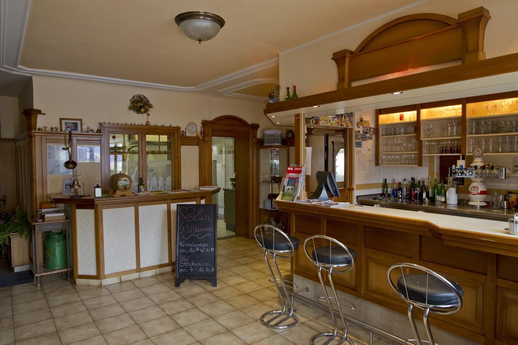 Kirchenwirt Inn Kreuzen  Esterno foto